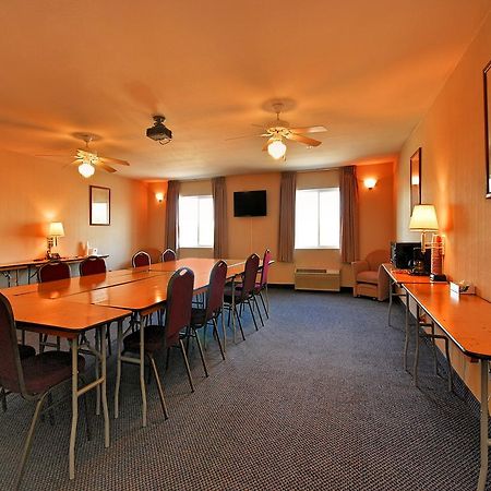 Americas Best Value Inn Westmorland Екстериор снимка