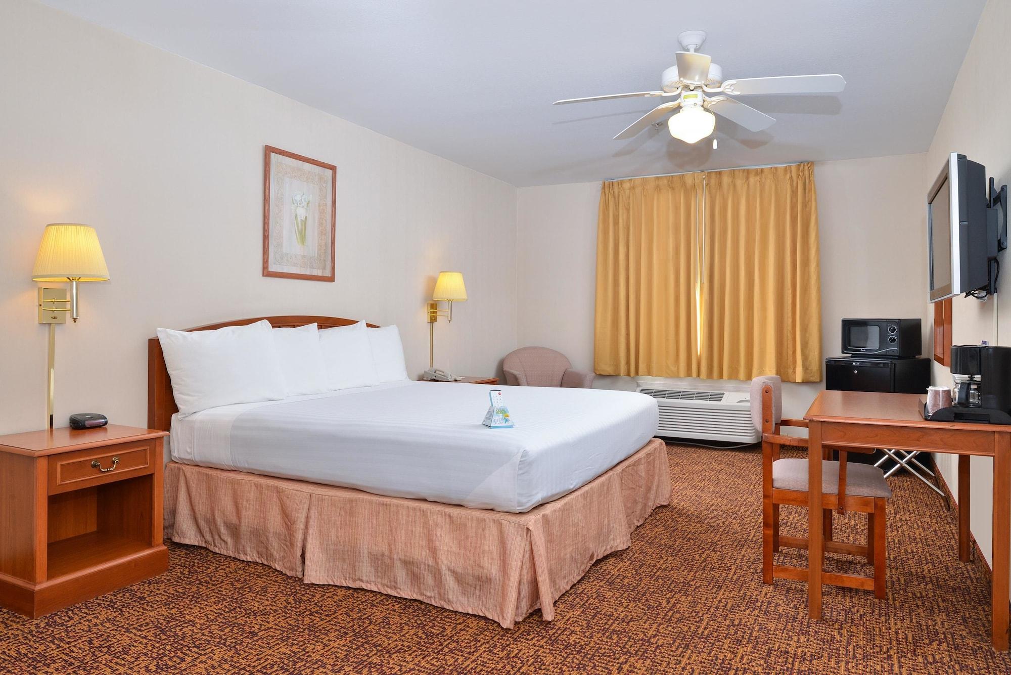 Americas Best Value Inn Westmorland Екстериор снимка