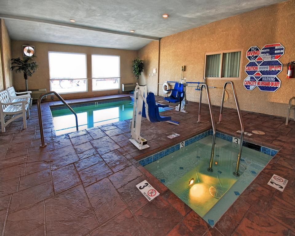 Americas Best Value Inn Westmorland Екстериор снимка