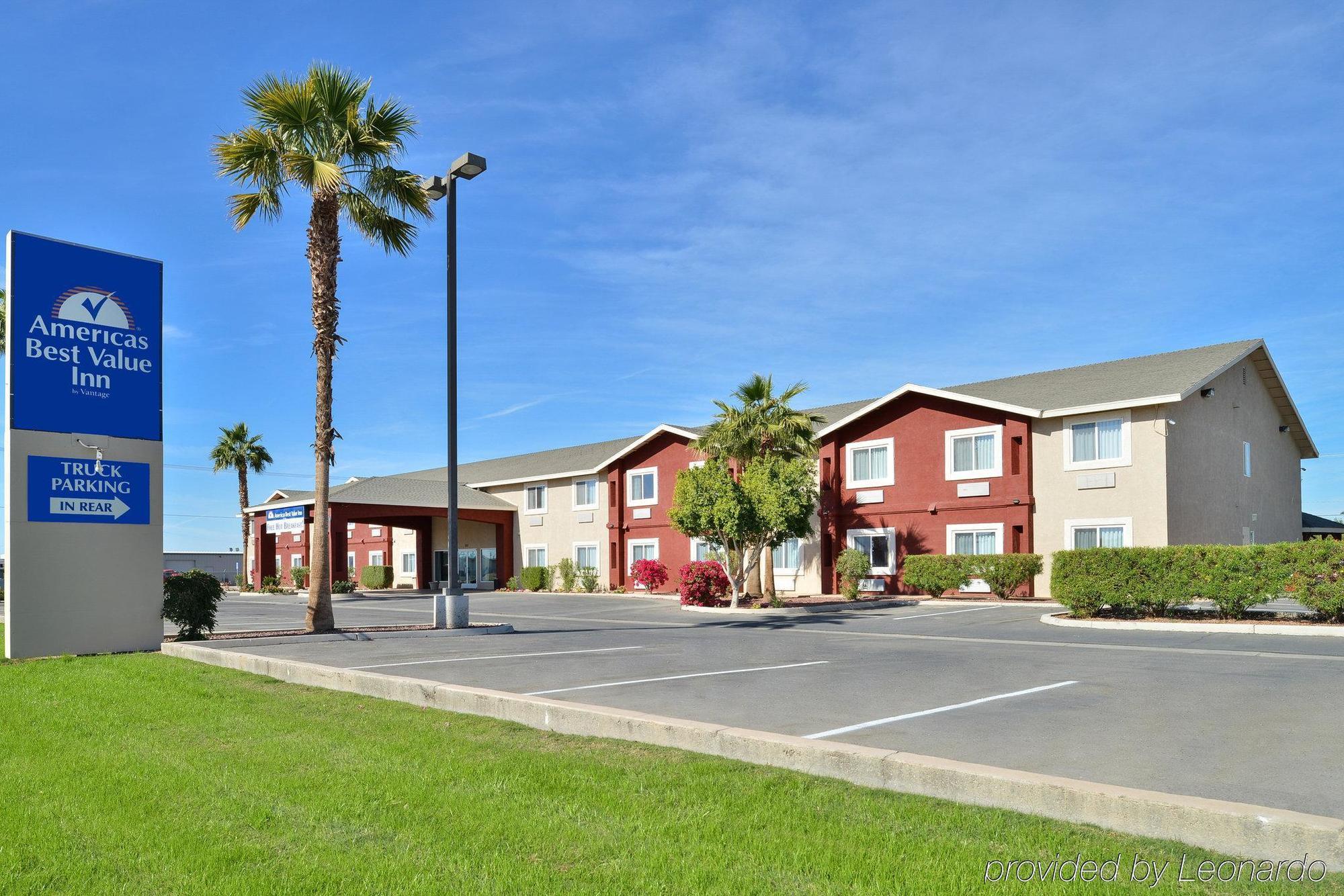 Americas Best Value Inn Westmorland Екстериор снимка