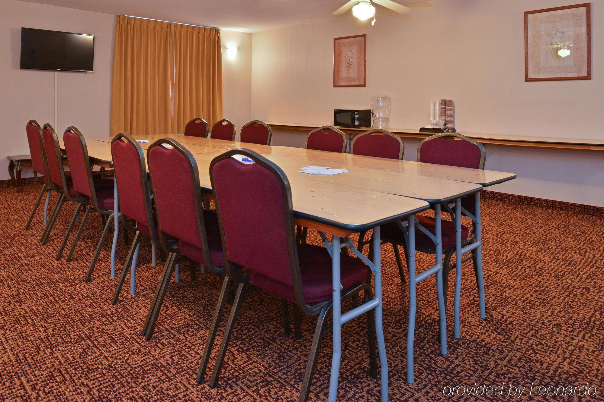 Americas Best Value Inn Westmorland Екстериор снимка